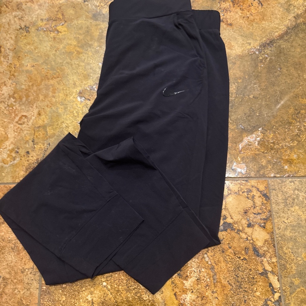 Lightweight joggers